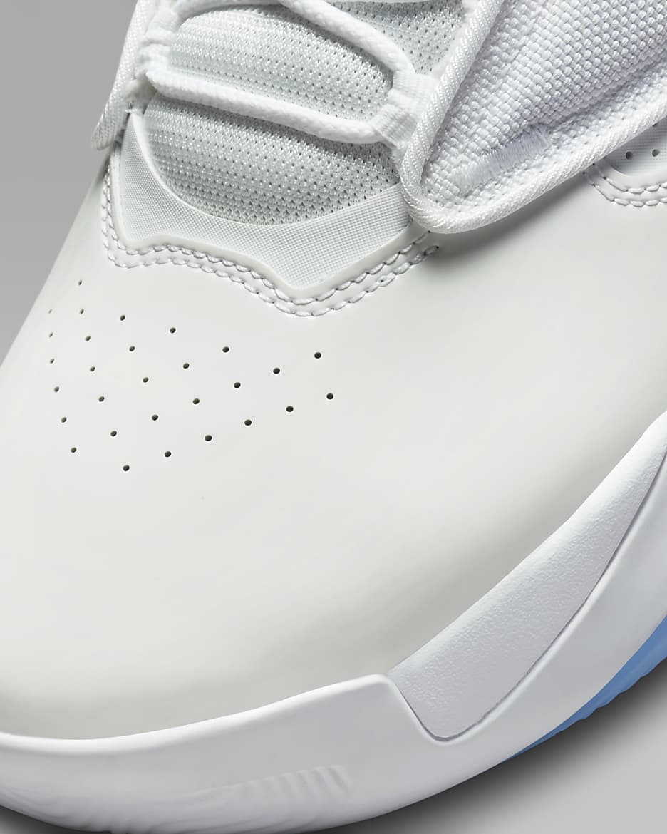 Jordan Max Aura 4 Men s Shoes